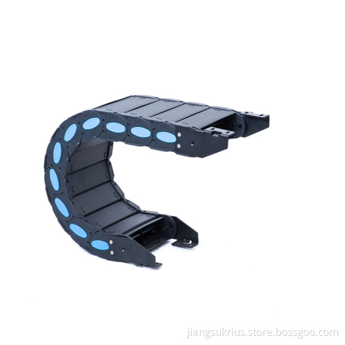 Fully enclosed heavy and thick plastic drag chain